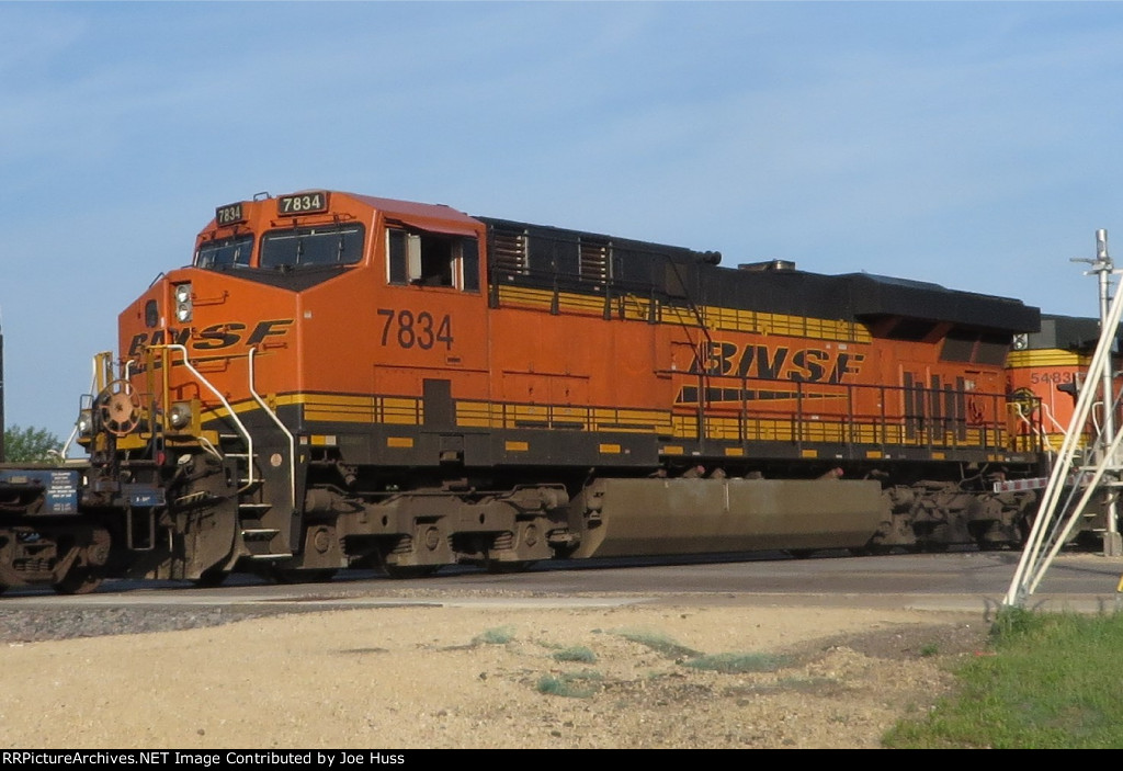 BNSF 7834